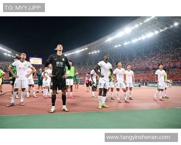 骨折伤痛难挡球星复出之路 足球英雄们如何战胜困境重返赛场